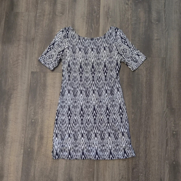Tart Geometric Print Bodycon Dress - Picture 2 of 6